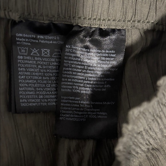 H&M Crinkled palazzo Green Wide-Leg Pants with pockets Sz M - Picture 6 of 14